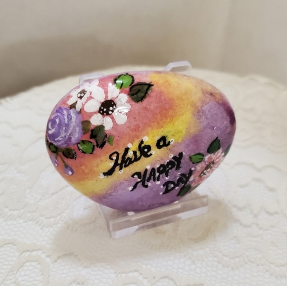 Hand painted Rainbow Word Rock with Daisies and "Have a Nice Day" - Picture 3 of 7
